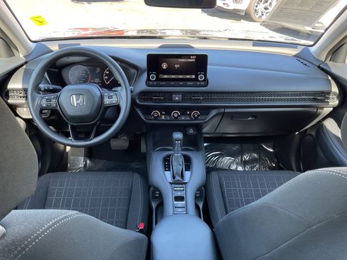 Used 2025 Honda HR-V LX image 17
