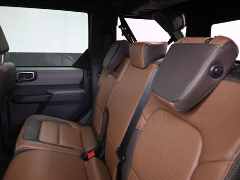 Used 2023 Ford Bronco Big Bend image 17