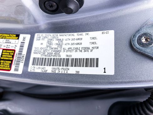 Used 2023 Toyota Tundra Platinum AWD/4WD image 42