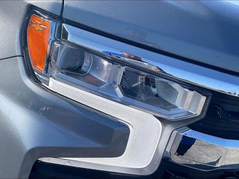 Used 2023 Chevrolet Silverado 1500 LT AWD/4WD image 32