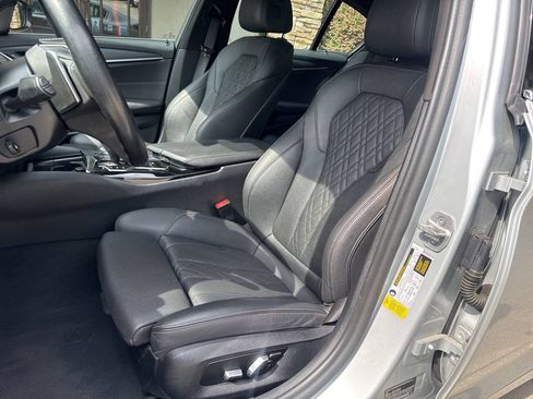 Used 2021 BMW 530i RWD image 9