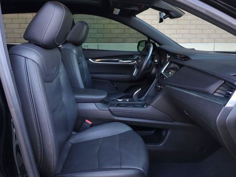 Used 2021 Cadillac XT5 Premium Luxury FWD image 28