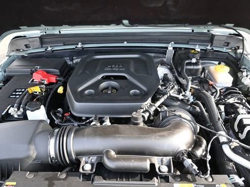 Used 2024 Jeep Wrangler Sport S image 21