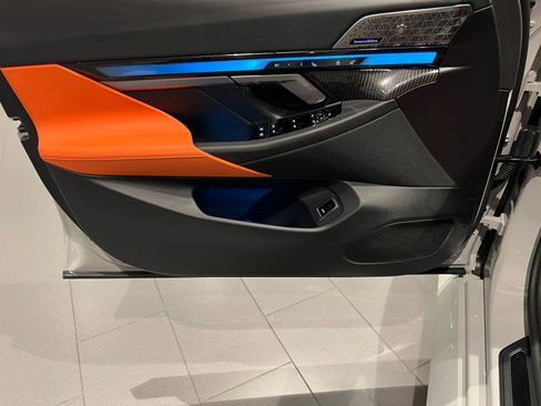 New 2026 BMW M5 image 12