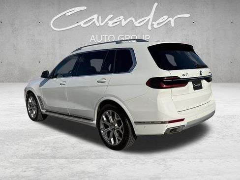 Used 2025 BMW X7 xDrive40i AWD/4WD image 14