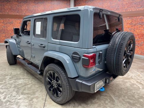 Used 2024 Jeep Wrangler Unlimited Sahara w/ Technology Group image 3