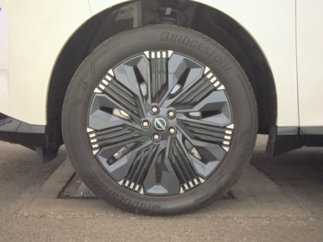 Certified 2026 Nissan Murano Platinum w/ Cargo Package AWD/4WD image 7