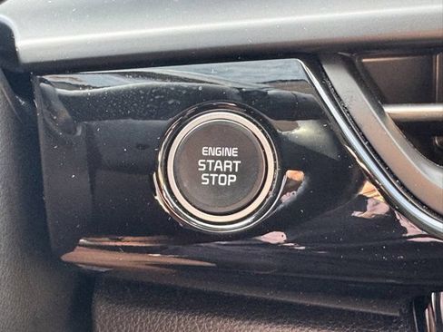 Certified 2025 Kia Seltos S FWD image 19