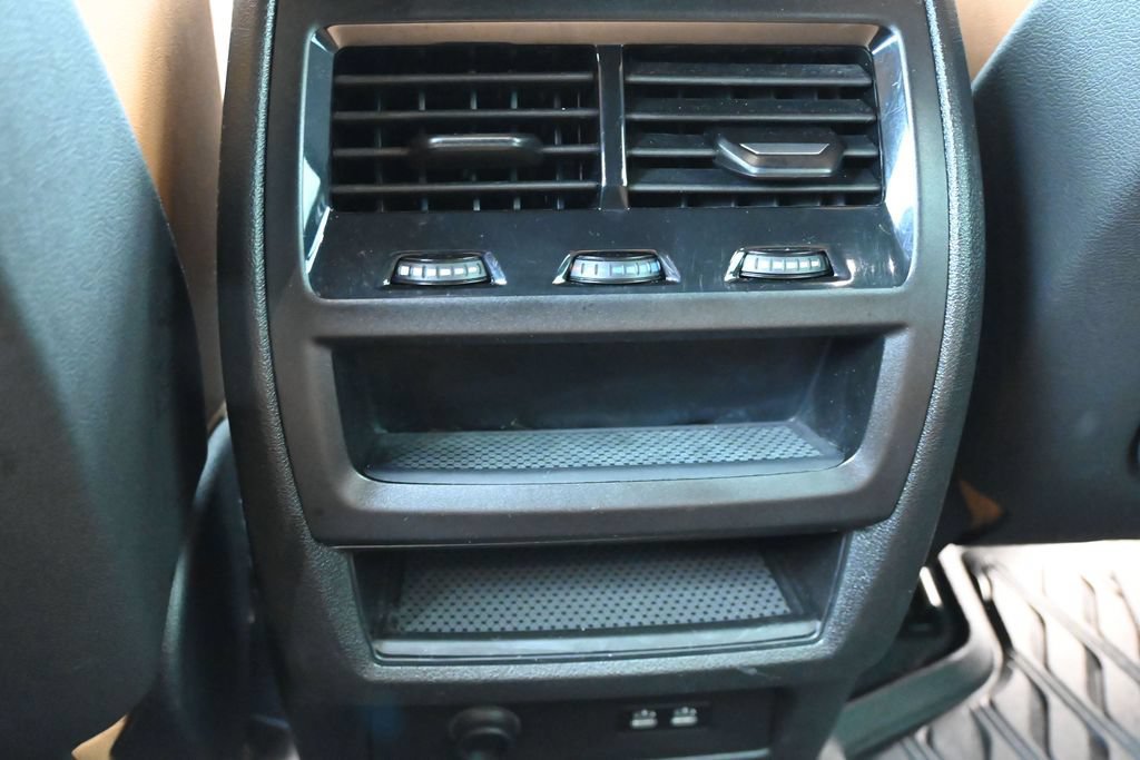 Used 2025 BMW X5 xDrive40i w/ M Sport Package AWD/4WD image 20