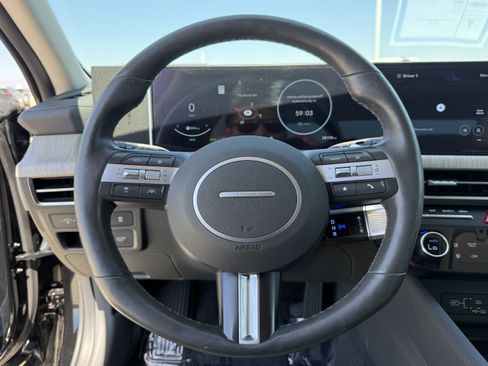 Used 2025 Hyundai Sonata Limited FWD image 22