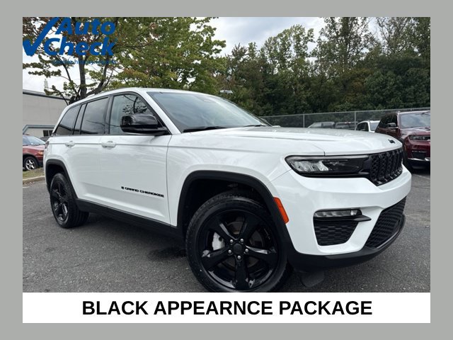 Used 2023 Jeep Grand Cherokee Limited w/ Black Appearance Package AWD/4WD 360° Tour