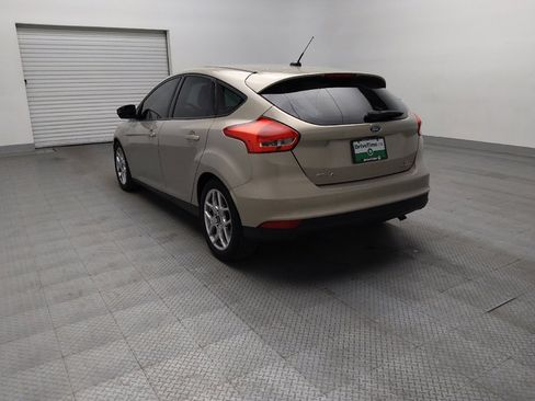 Used 2015 Ford Focus SE w/ Equipment Group 201A FWD image 5