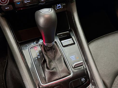 Used 2025 Jeep Compass Latitude image 24