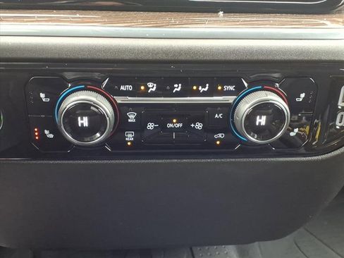 Certified 2024 Chevrolet Silverado 1500 LT image 18