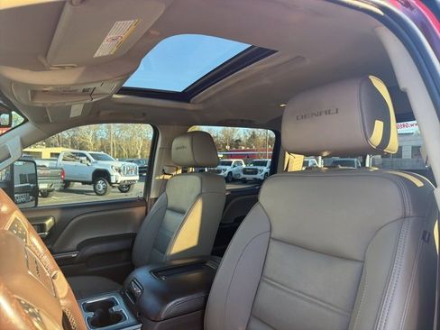 Used 2016 GMC Sierra 2500 Denali w/ Duramax Plus Package image 11