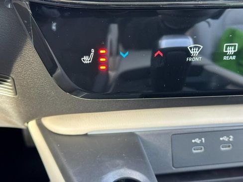 Used 2026 Nissan Sentra SL w/ Floor Mat Package FWD image 14