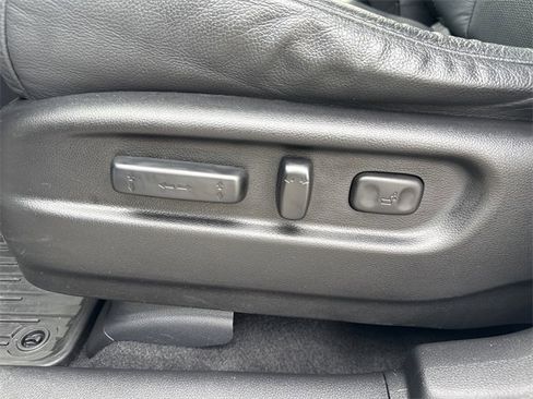 Used 2022 Honda Pilot Elite image 12