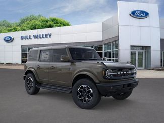 New 2025 Ford Bronco Outer Banks video 1
