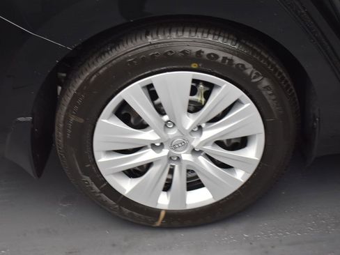 New 2025 Nissan Sentra S image 5