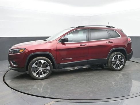 Used 2022 Jeep Cherokee Limited w/ Elite Package AWD/4WD image 2