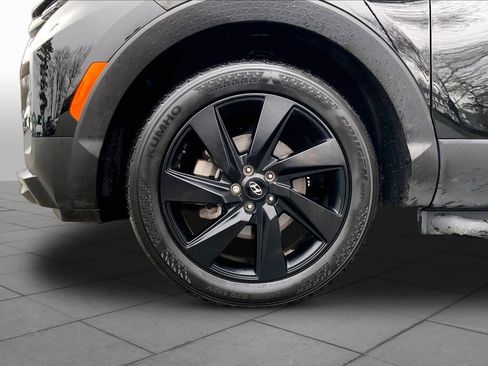 Used 2024 Hyundai Santa Cruz Night AWD/4WD image 15