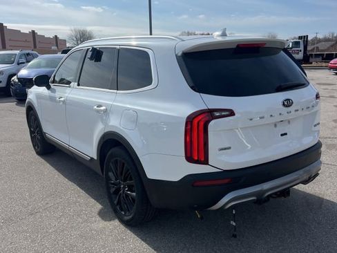 Used 2020 Kia Telluride SX w/ SX Prestige Package image 2