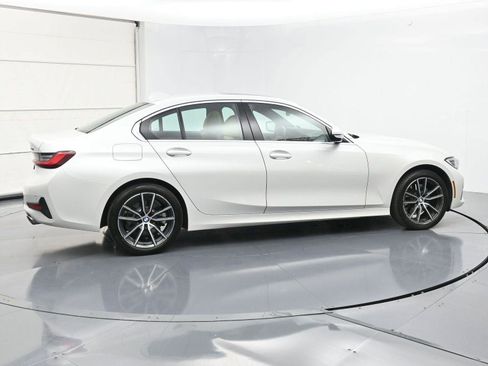 Used 2022 BMW 330i xDrive Sedan w/ Premium Package 2 image 29