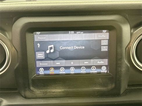 Used 2019 Jeep Wrangler Unlimited Sahara w/ Safety Group image 11