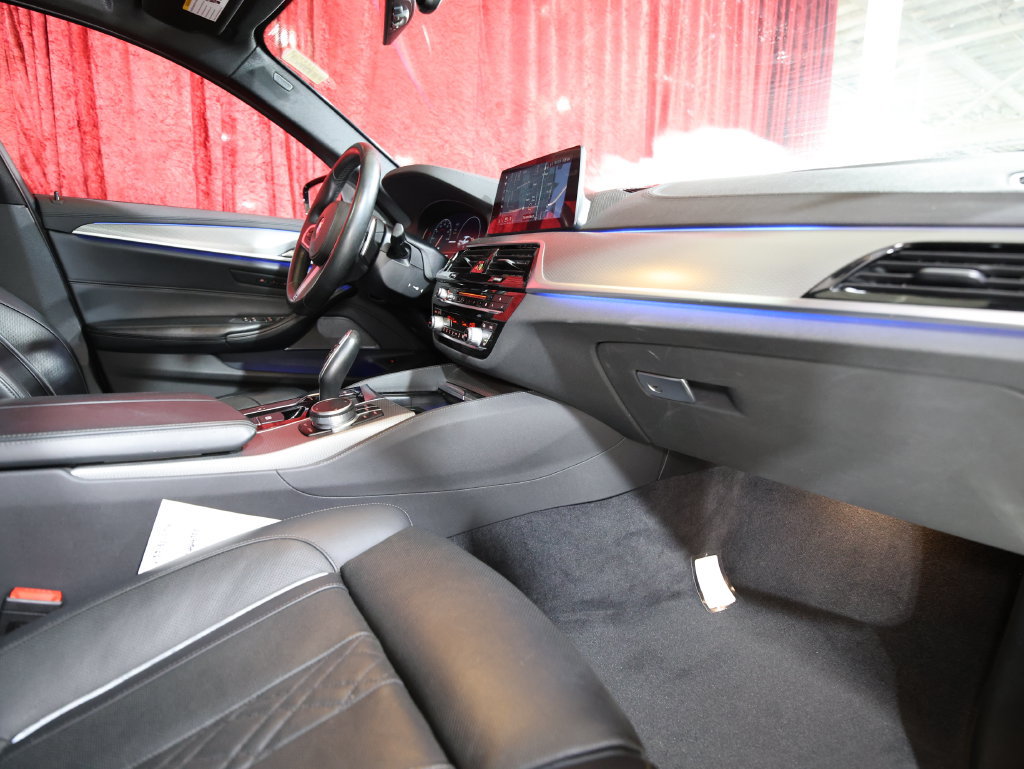 Used 2019 BMW M550i xDrive w/ Premium Package 2 AWD/4WD image 28