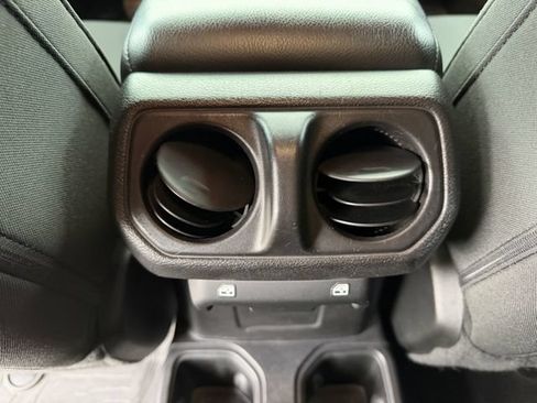 Used 2021 Jeep Wrangler Unlimited Sport AWD/4WD image 24
