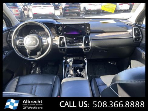 Used 2022 Kia Sorento S w/ Panoramic Sunroof Package image 24