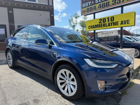 Used 2016 Tesla Model X 75D AWD/4WD image 2