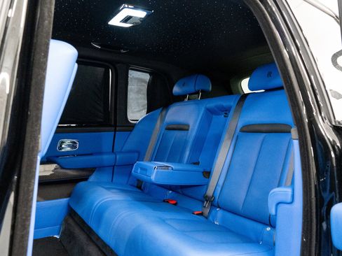 Used 2023 Rolls-Royce Cullinan Black Badge w/ Driver's Package AWD/4WD image 25