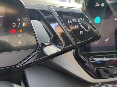 Certified 2023 Volkswagen ID.4 Pro image 25