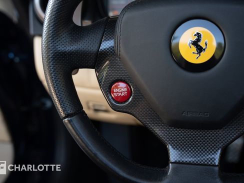 Used 2011 Ferrari California image 25