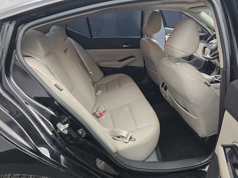 Used 2020 Nissan Altima 2.0 Platinum FWD image 49