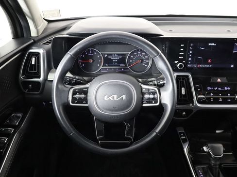 Used 2022 Kia Sorento SX FWD image 7