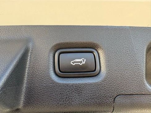 Used 2023 Hyundai Santa Fe SEL image 31