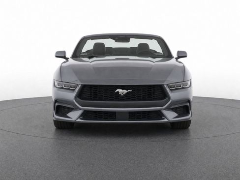 Used 2025 Ford Mustang Premium RWD image 5