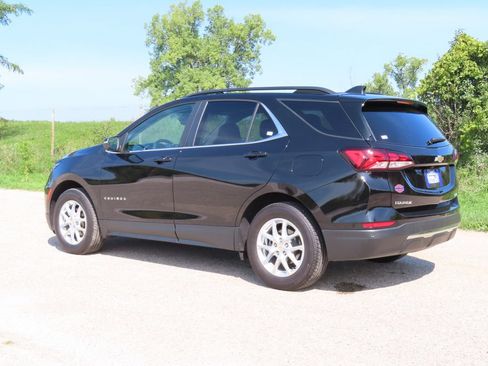 Used 2022 Chevrolet Equinox LT AWD/4WD image 29