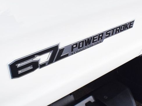 Used 2023 Ford F250 XL w/ STX Appearance Package image 7