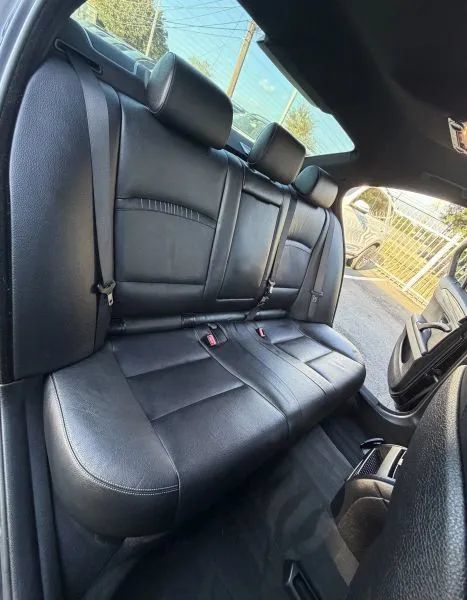 Used 2014 BMW 528i Sedan RWD image 22