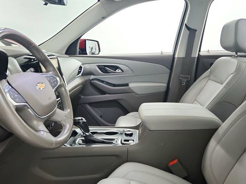 Used 2019 Chevrolet Traverse LT w/ LT Premium Package FWD image 17