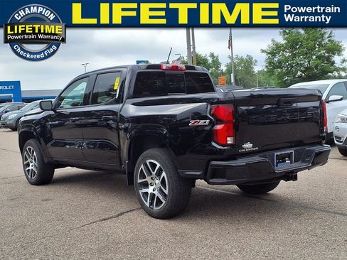 Used 2024 Chevrolet Colorado Z71 w/ Z71 Convenience Package 2 AWD/4WD image 7