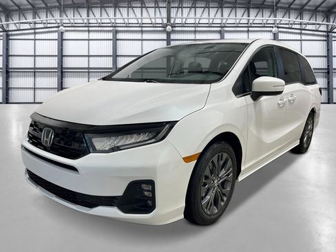 New 2026 Honda Odyssey Touring image 1