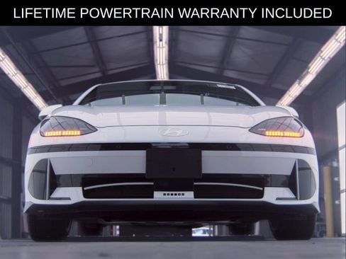 Used 2024 Hyundai Ioniq 6 SEL RWD image 2
