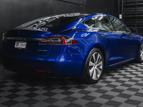 Used 2020 Tesla Model S AWD image 23