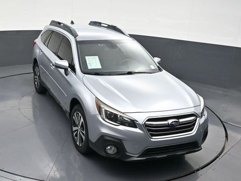 Used 2019 Subaru Outback 3.6R Limited image 25