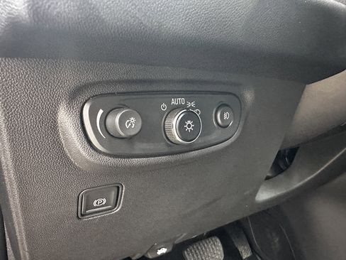 Used 2024 GMC Terrain AT4 AWD/4WD image 24
