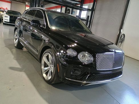 Used 2023 Bentley Bentayga AWD/4WD image 7